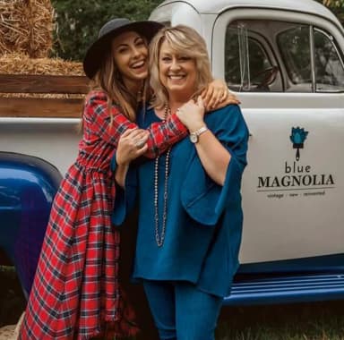 Jessica and Dana, Blue Magnolia